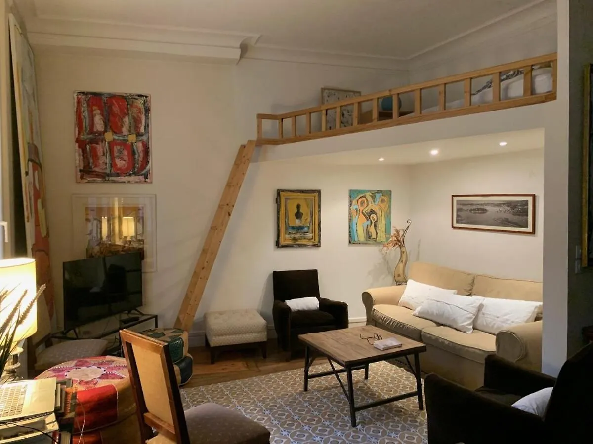 Eiffel Tower - Quiet, Charming Apartment - 2 Prs 巴黎 0*,  法国