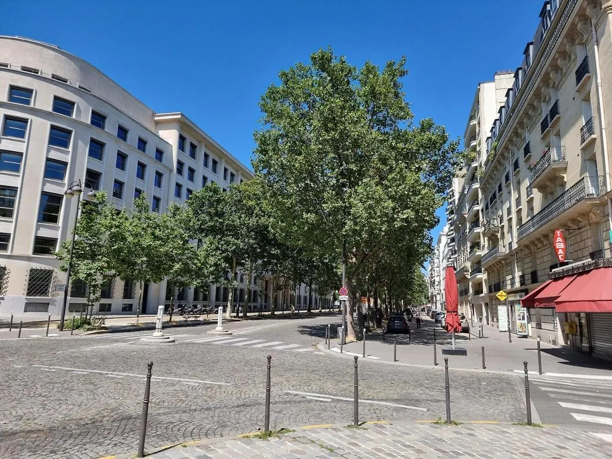 Eiffel Tower - Quiet, Charming Apartment - 2 Prs 巴黎